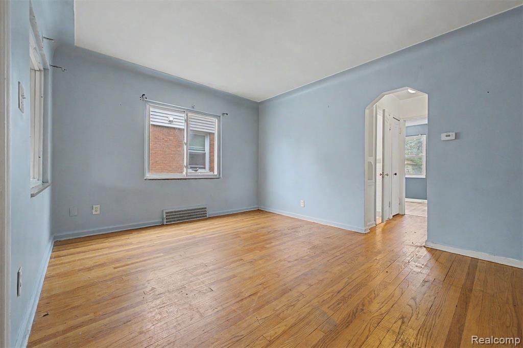 7320 Orchard Avenue Property Photo 8