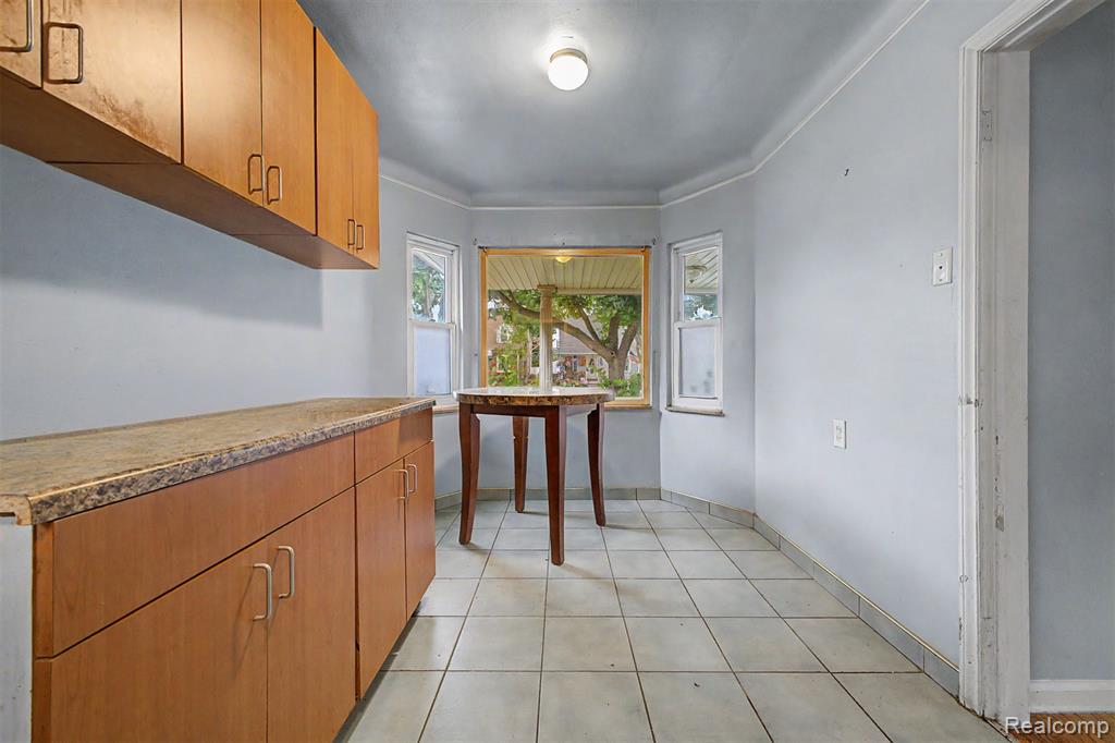 7320 Orchard Avenue Property Photo 11