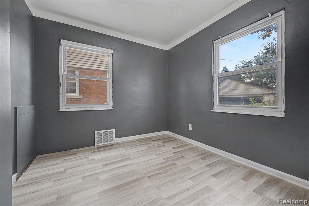 7320 Orchard Avenue Property Photo 20