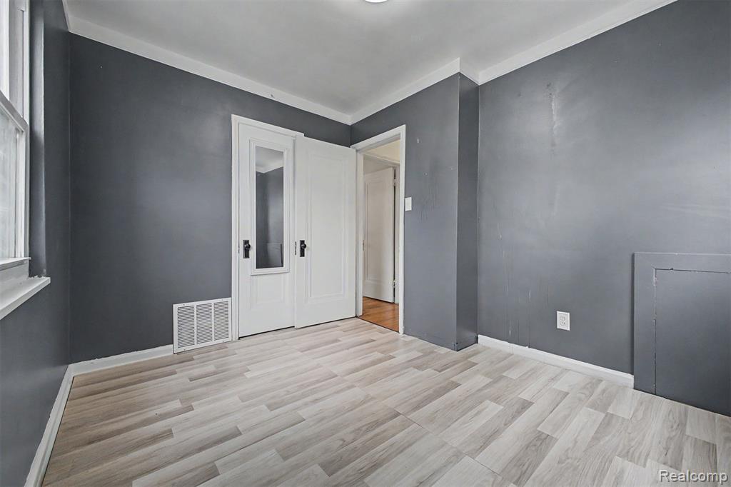 7320 Orchard Avenue Property Photo 21