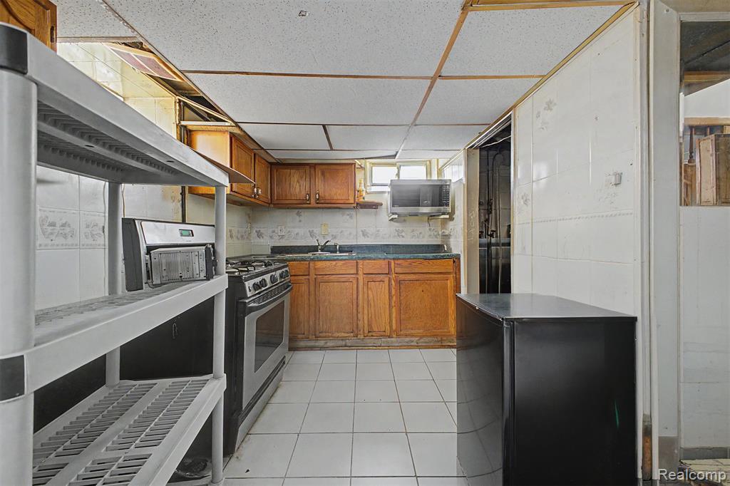 7320 Orchard Avenue Property Photo 29