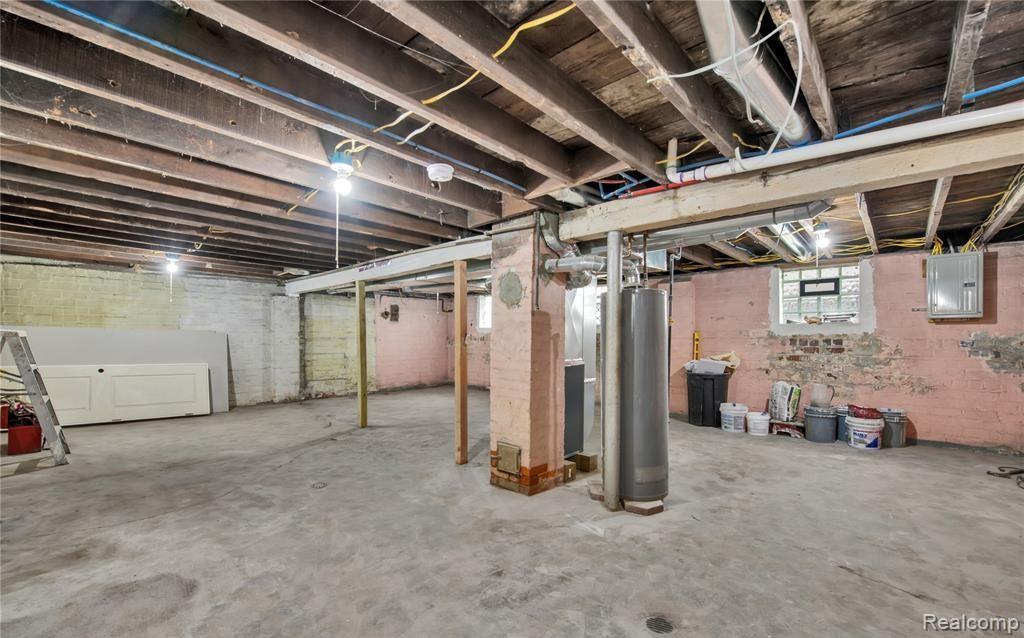 3851 Fredro Street Property Photo 16