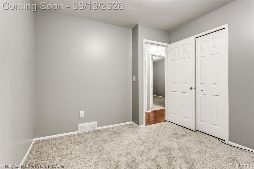 2448 Oakcrest Road Property Photo 15