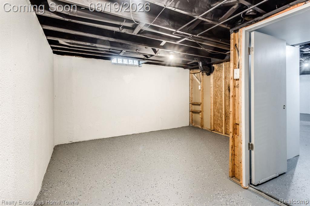 2448 Oakcrest Road Property Photo 27