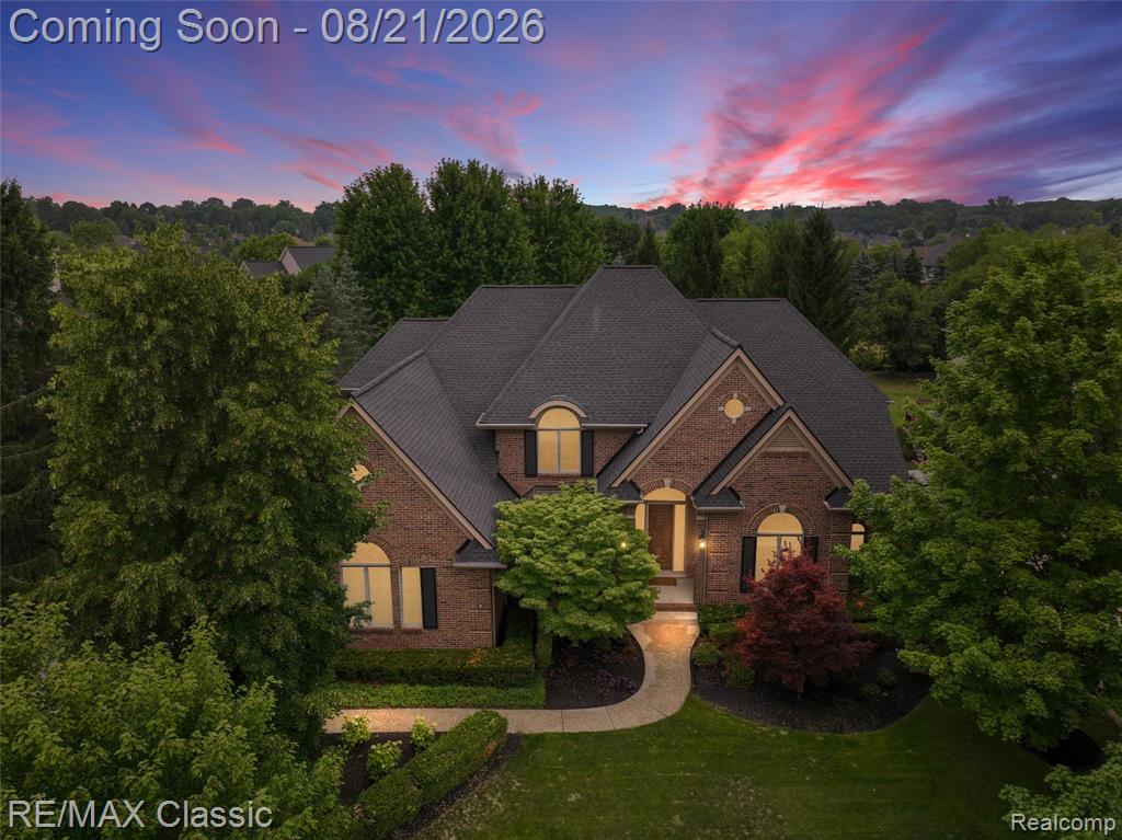 18133 Mission Point Property Photo 4