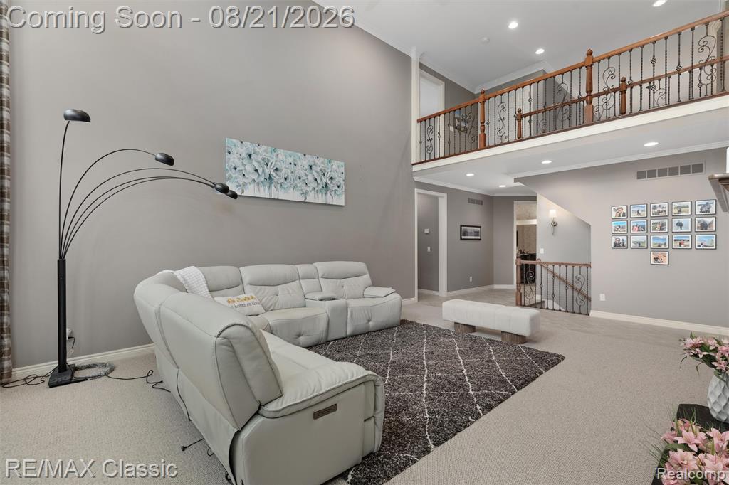18133 Mission Point Property Photo 19