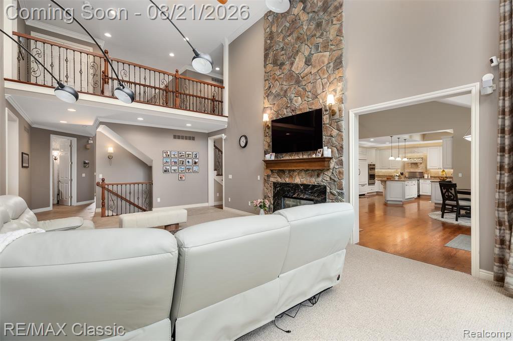 18133 Mission Point Property Photo 20