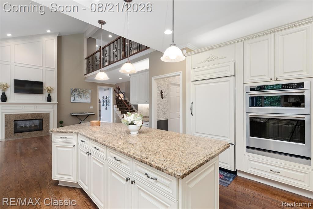 18133 Mission Point Property Photo 32