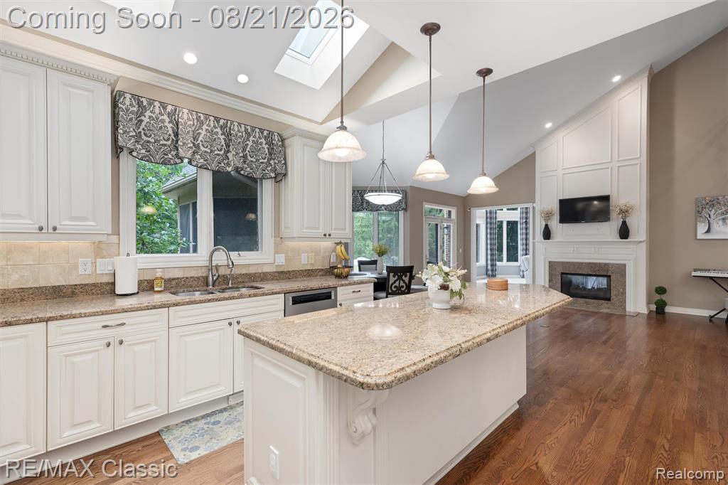 18133 Mission Point Property Photo 33