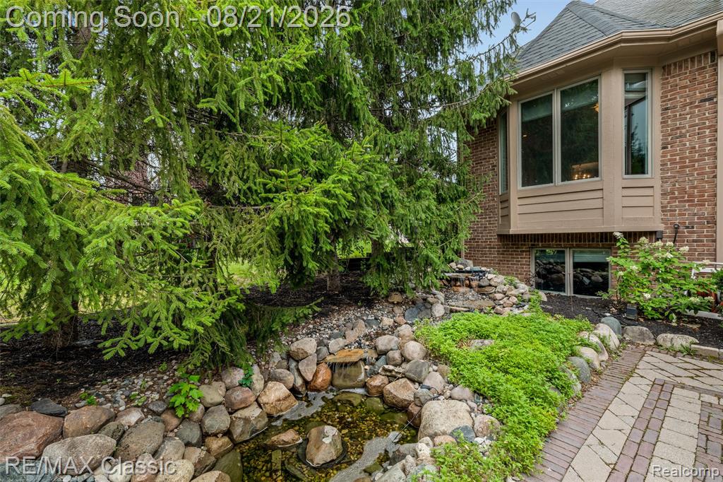 18133 Mission Point Property Photo 77