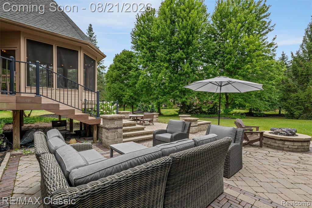 18133 Mission Point Property Photo 79