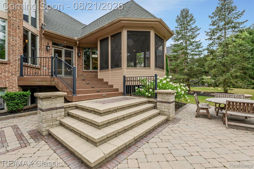 18133 Mission Point Property Photo 80