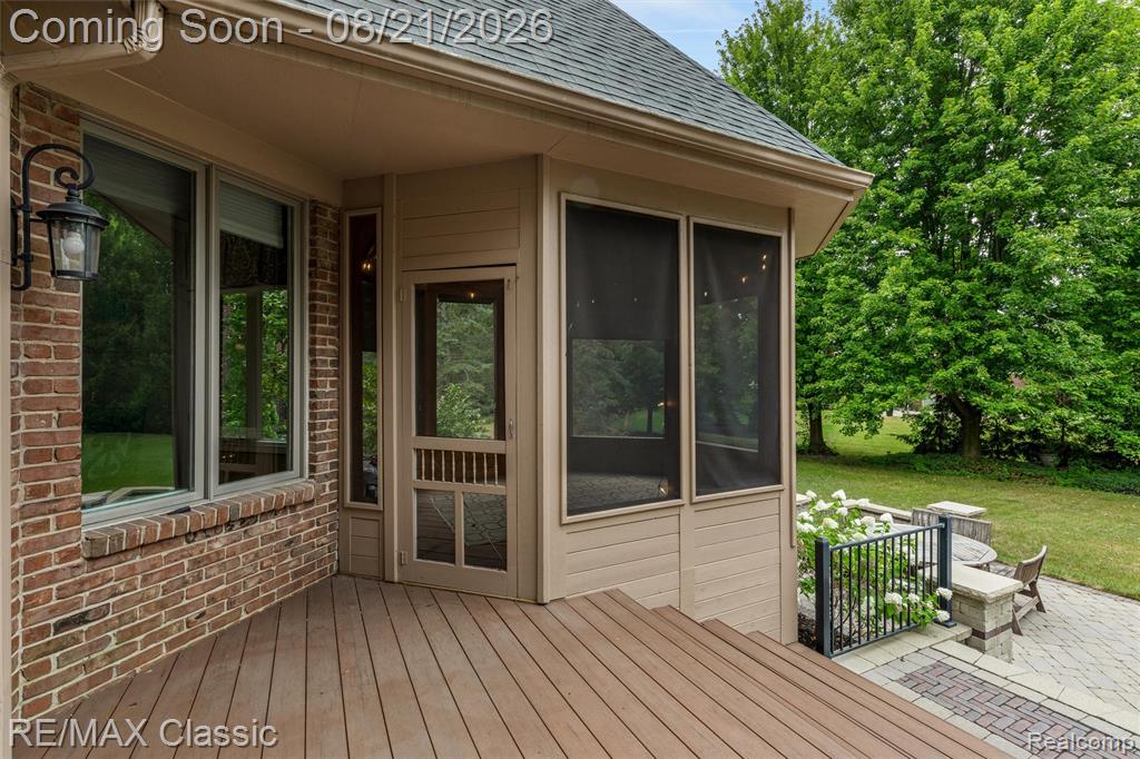 18133 Mission Point Property Photo 81