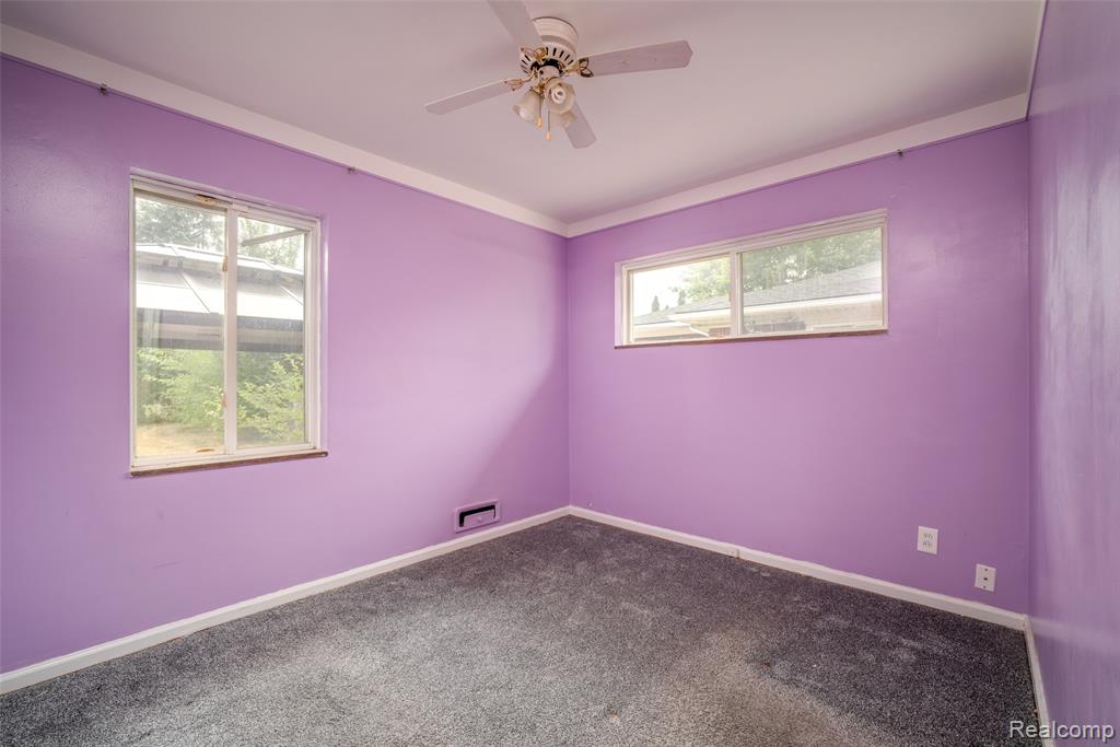 16786 Sprenger Avenue Property Photo 14