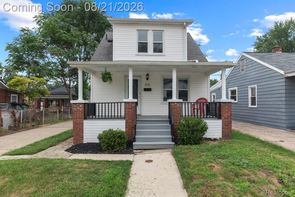 23152 Tawas Avenue Property Photo 1