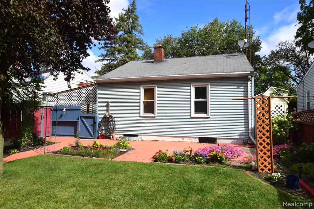 3709 Arlene Avenue Property Photo 4