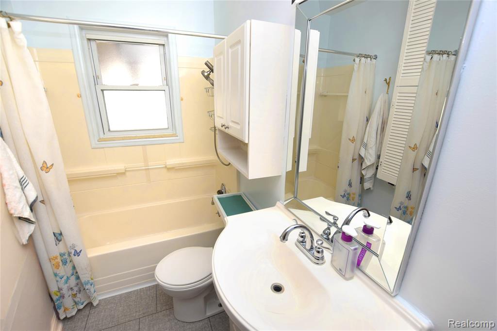 3709 Arlene Avenue Property Photo 11