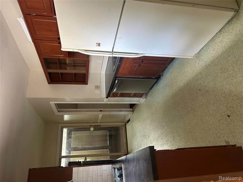 228 Borland Court Property Photo 4