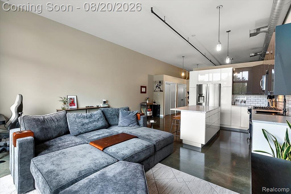 211 E 9 Mile Road Property Photo 10