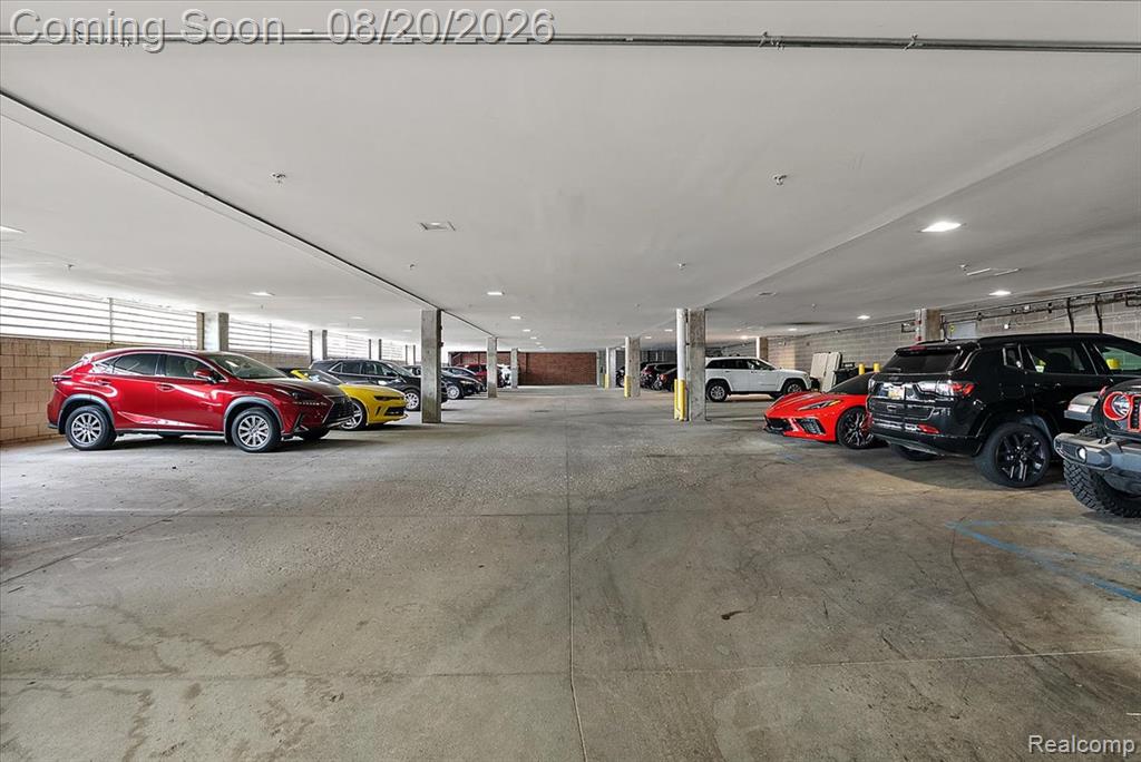 211 E 9 Mile Road Property Photo 22