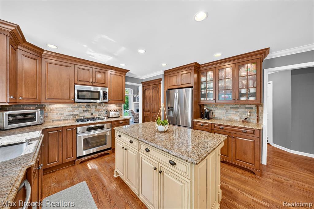 27261 Apple Tree Lane Property Photo 16