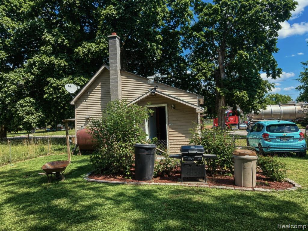 4207 N Carland Road