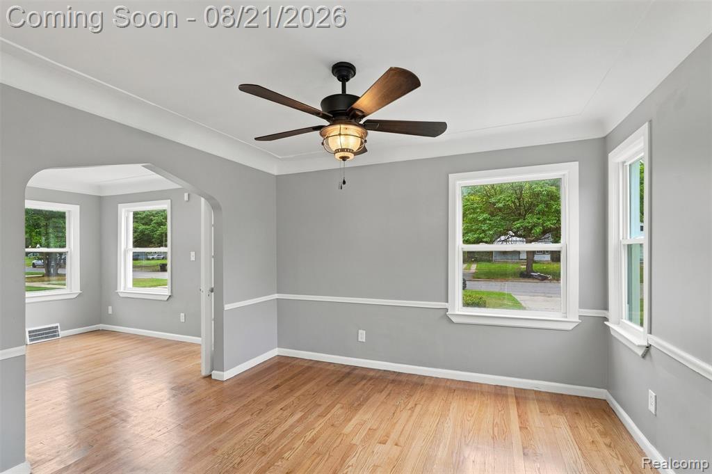 18909 Huntington Road Property Photo 8