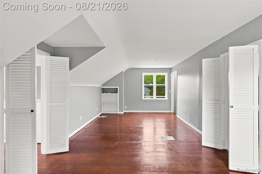 18909 Huntington Road Property Photo 19