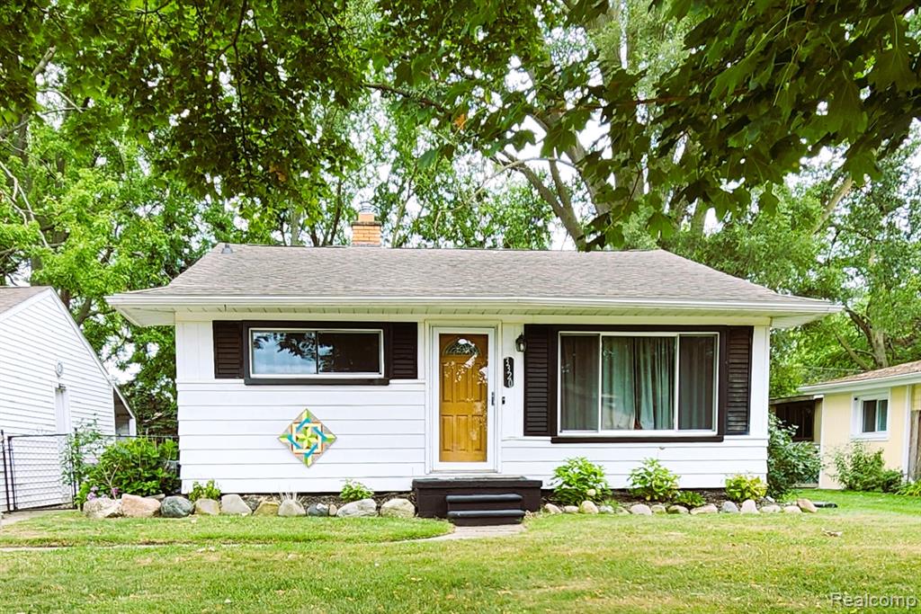 3320 Morrissey Avenue Property Photo 1