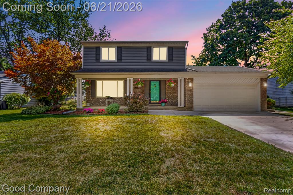3740 Horseshoe Drive