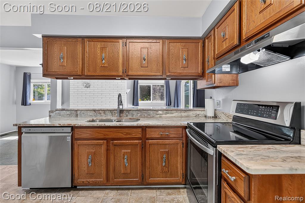 3740 Horseshoe Drive Property Photo 8