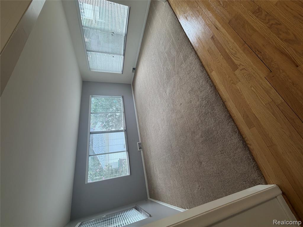 781 Harcourt Road Property Photo 8