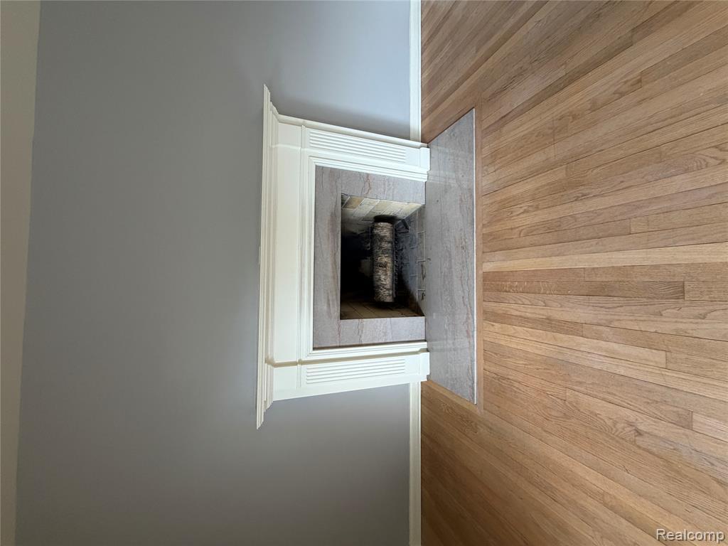 781 Harcourt Road Property Photo 9