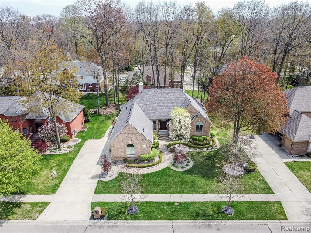 53588 Oak Grove Property Photo 3