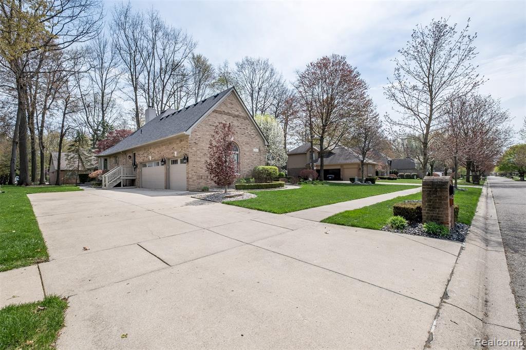 53588 Oak Grove Property Photo 5