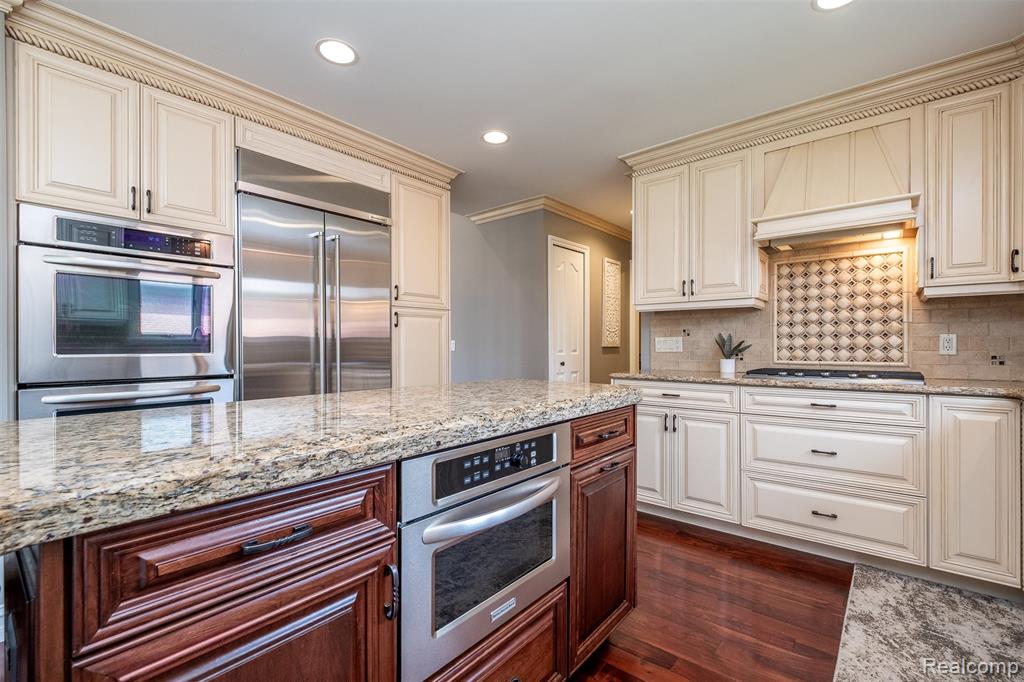 53588 Oak Grove Property Photo 17