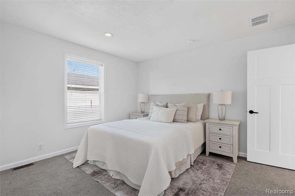 11076 Maxwell Avenue Property Photo 23