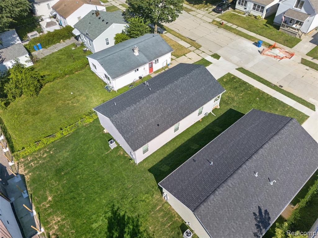 11076 Maxwell Avenue Property Photo 44