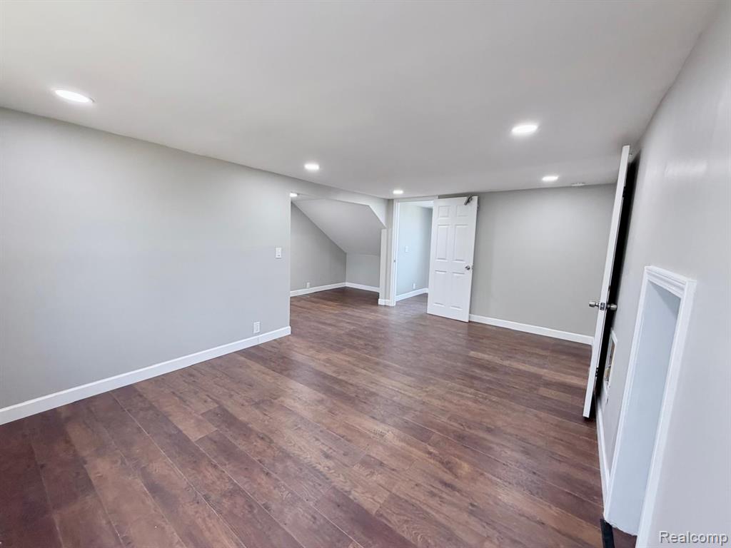 3927 Berkshire Avenue Property Photo 23