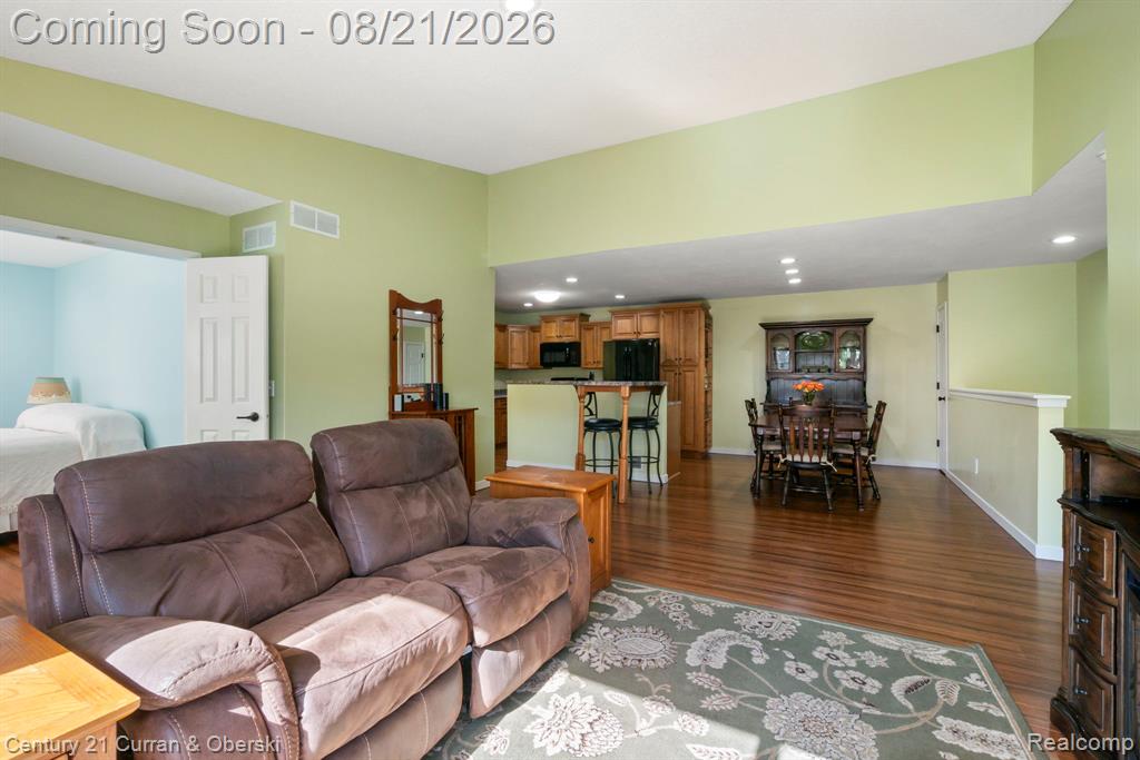 7981 Lawrence Property Photo 9