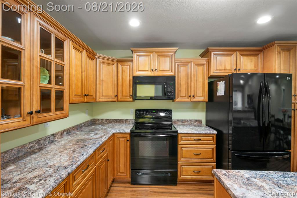 7981 Lawrence Property Photo 17