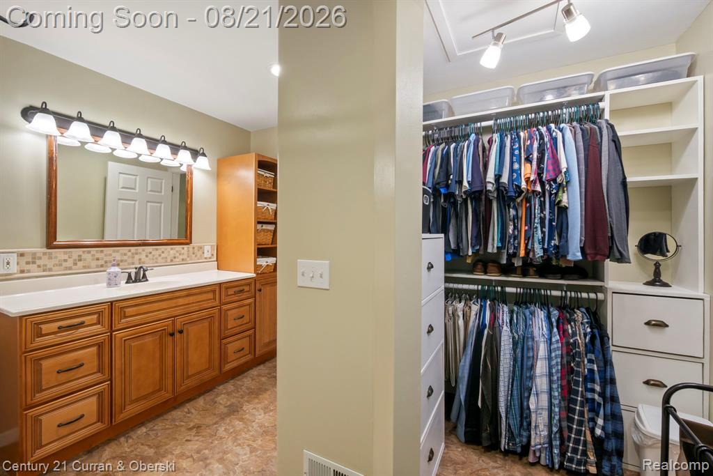 7981 Lawrence Property Photo 25