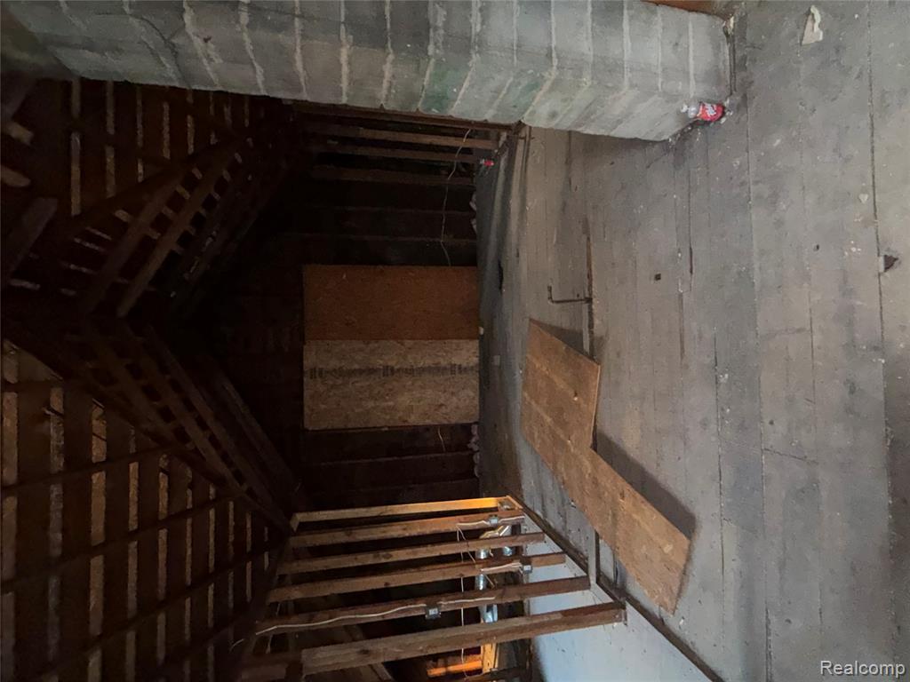 17363 Marx Street Property Photo 16