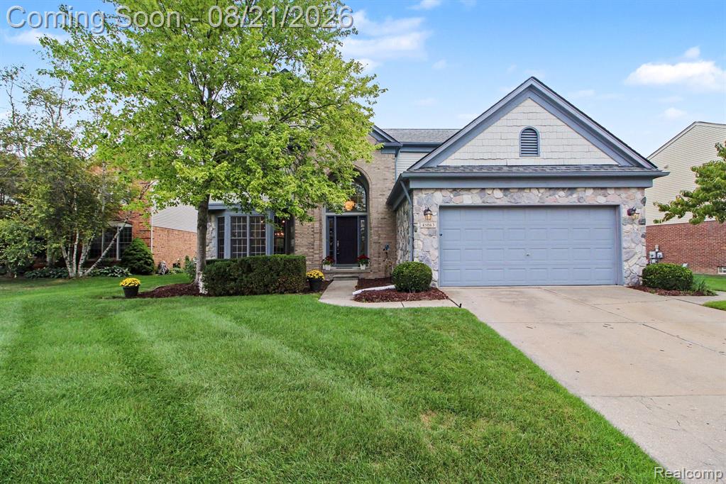 45063 Weymouth Drive Property Photo 1