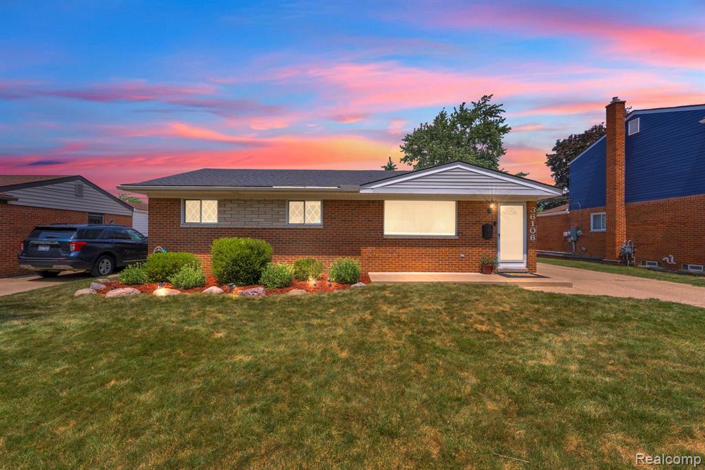 36106 Canyon Drive