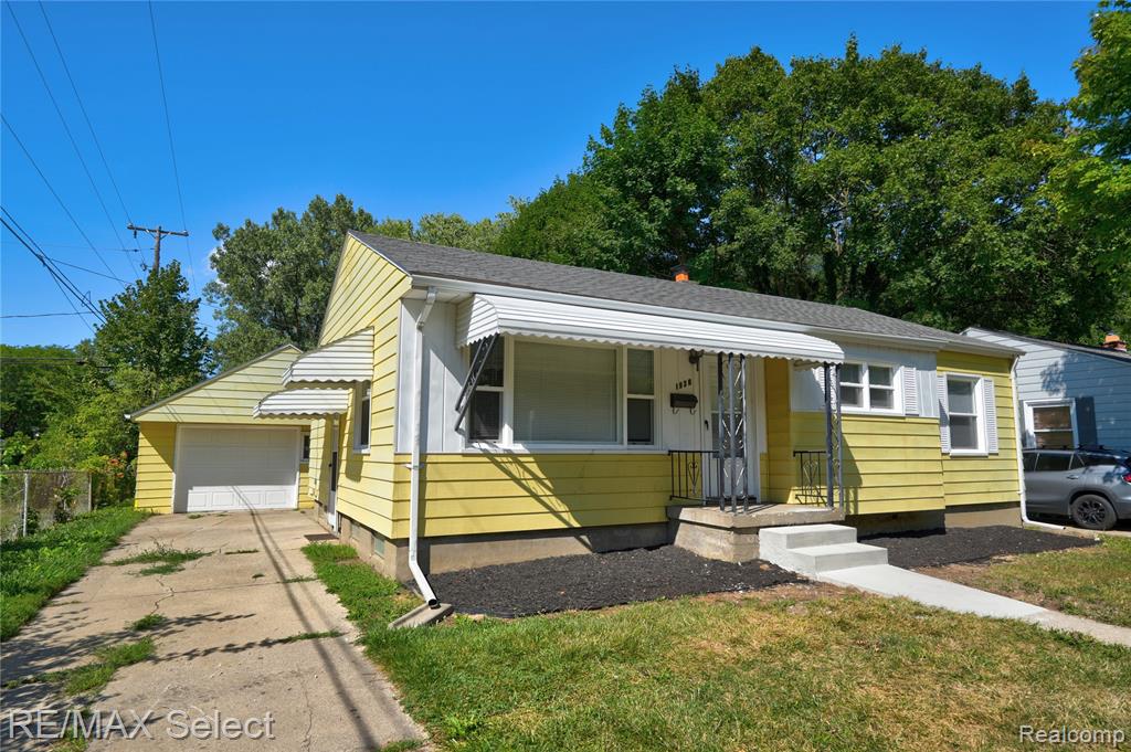 1920 Greenbrook Lane Property Photo 1