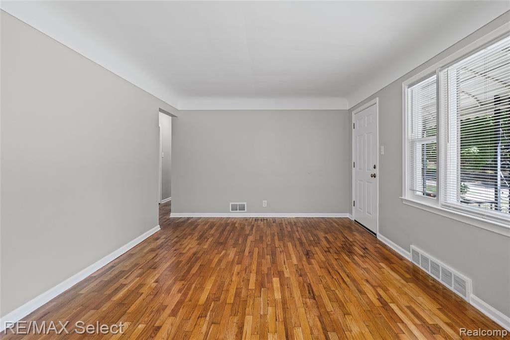 1920 Greenbrook Lane Property Photo 10
