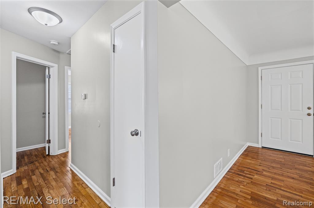 1920 Greenbrook Lane Property Photo 18