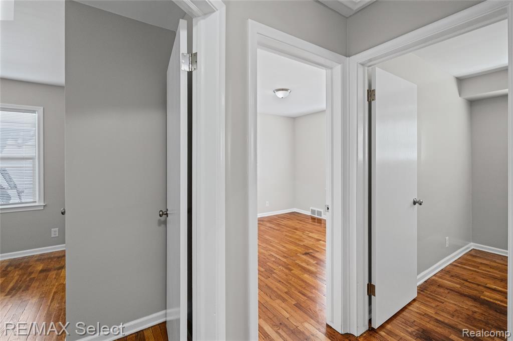 1920 Greenbrook Lane Property Photo 19