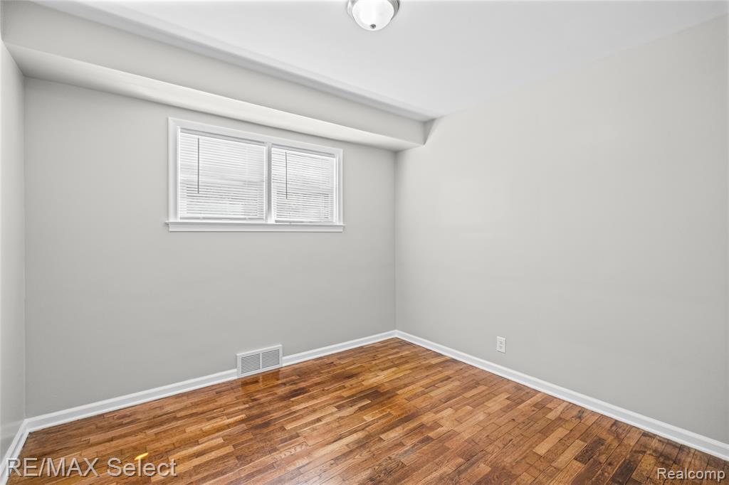 1920 Greenbrook Lane Property Photo 20